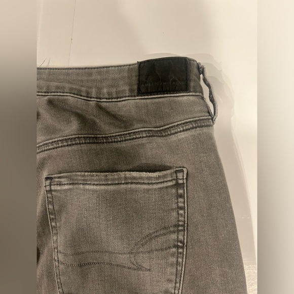 American Eagle Hi Rise Jegging Jeans Women’s 8 Grey Distressed High Rise - Picture 6 of 11